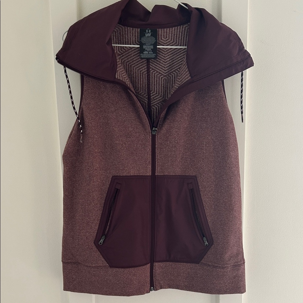 Under Armour Maroon Hooded Cold Gear Vest